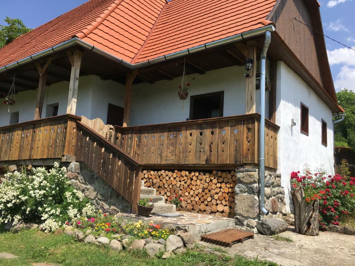 Miklos Lak Ocna de Sus Extérieur photo
